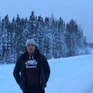 Meet your Posher, Valicia